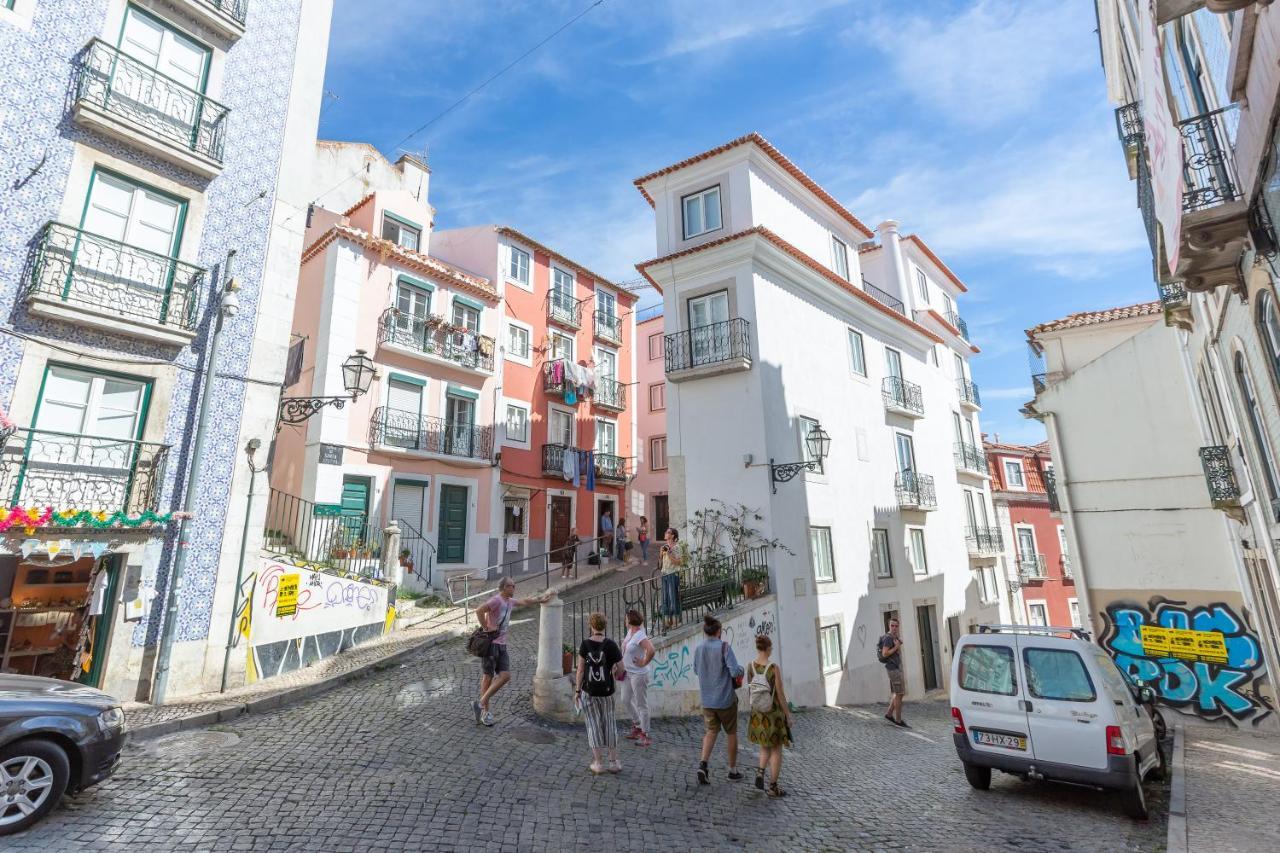 Typical Alfama Apartment, By Timecooler Lisboa Exteriér fotografie